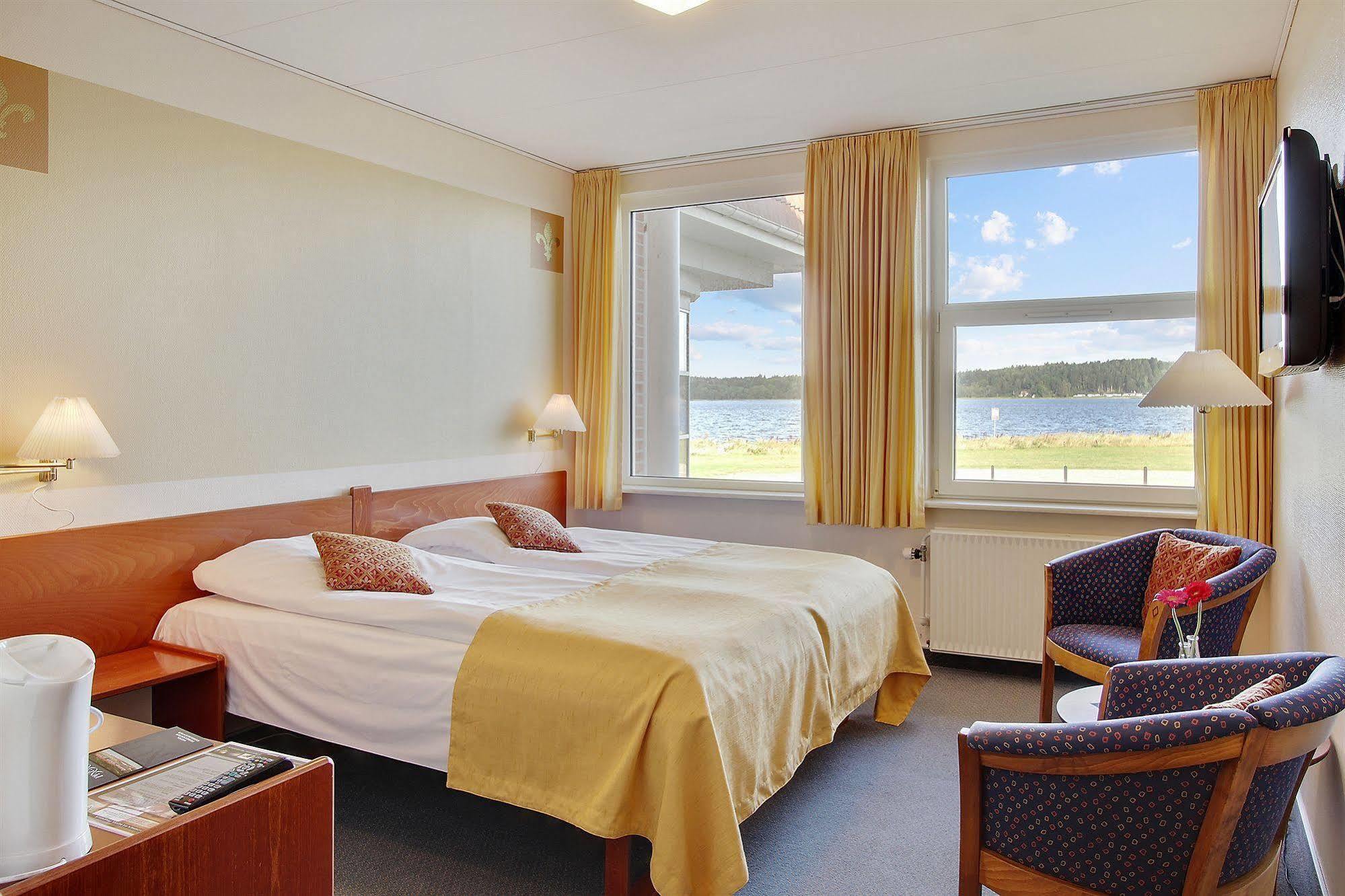 Hotel Pinenhus Glyngore Экстерьер фото